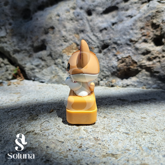 Sello gato amarillo kawaii