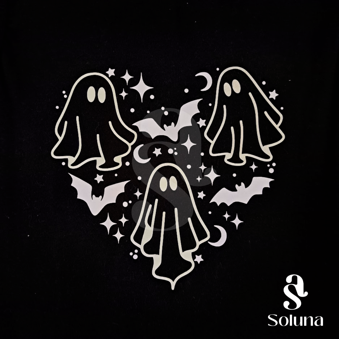 Playeras personalizadas con vinil que brilla en la oscuridad