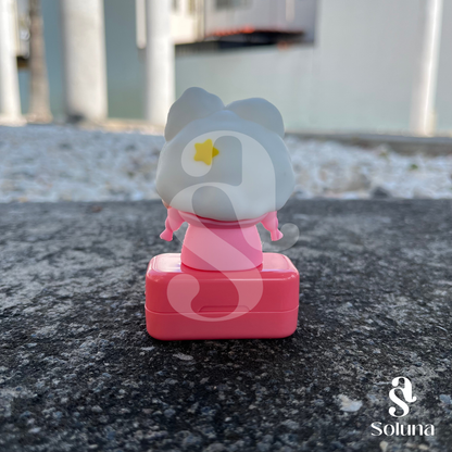 Sello muñequita rosa