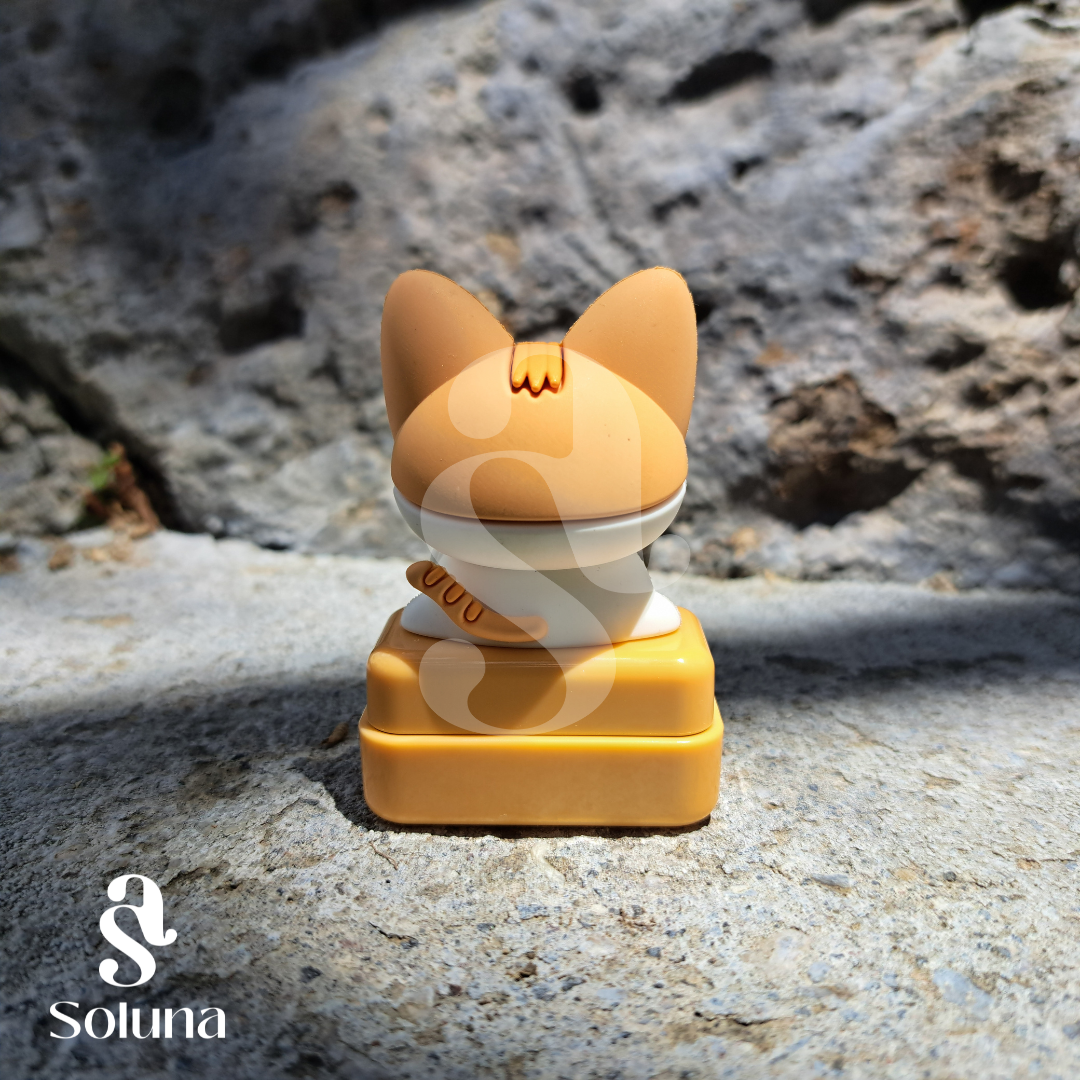 Sello gato amarillo kawaii