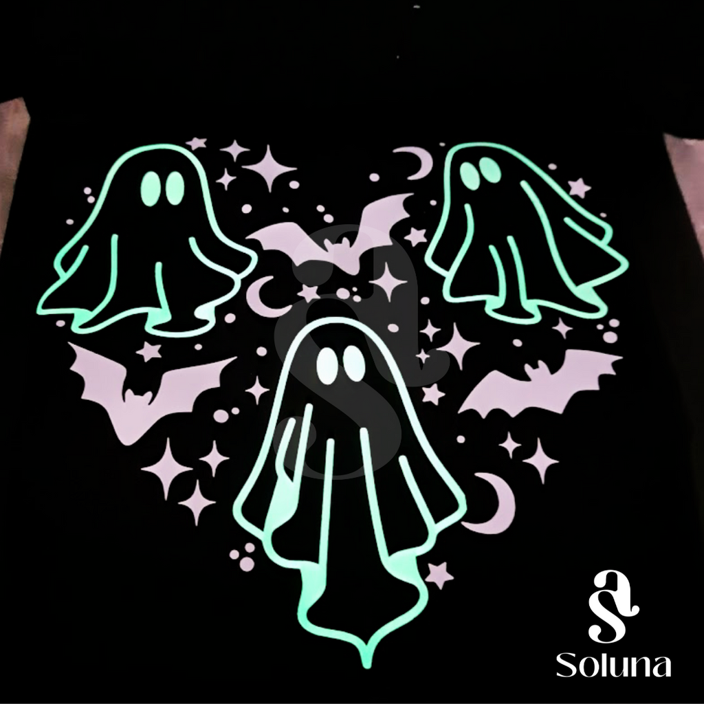 Playeras personalizadas con vinil que brilla en la oscuridad